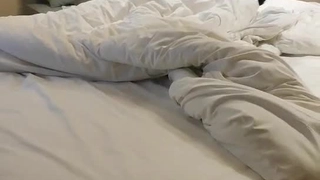 老公我好饿，快点给我吃精液