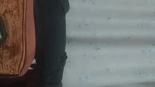 东方成人极品学生妹粉嫩清纯可爱,帆布鞋配肉丝袜最后射了好多