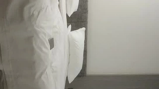 HBAD-629 瞳が語る背徳の情事 罪悪感で濡れる嫁と嫉妬で萌える旦那 本田瞳