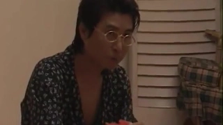 黄图图后入三亚大屁股，把床搞坏了