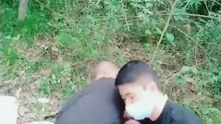 含羞草论坛前戏刚开始粉嫩骚穴就湿哒哒了