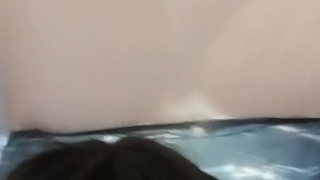 国模蕾蕾大尺度自慰私拍~自己玩到整个被单都湿了~