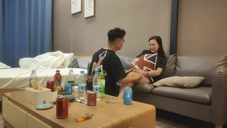 しいナース×癒し系グラドル2つの顔を持つ 甘えたくなる柔らかJカップ 宮藤ゆみなAV転身