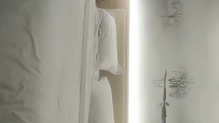 刮毛跳蛋白浆拳交人妻