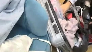 喜欢先聊聊天躺在身上调情摸逼，69口交大力猛操呻吟娇喘